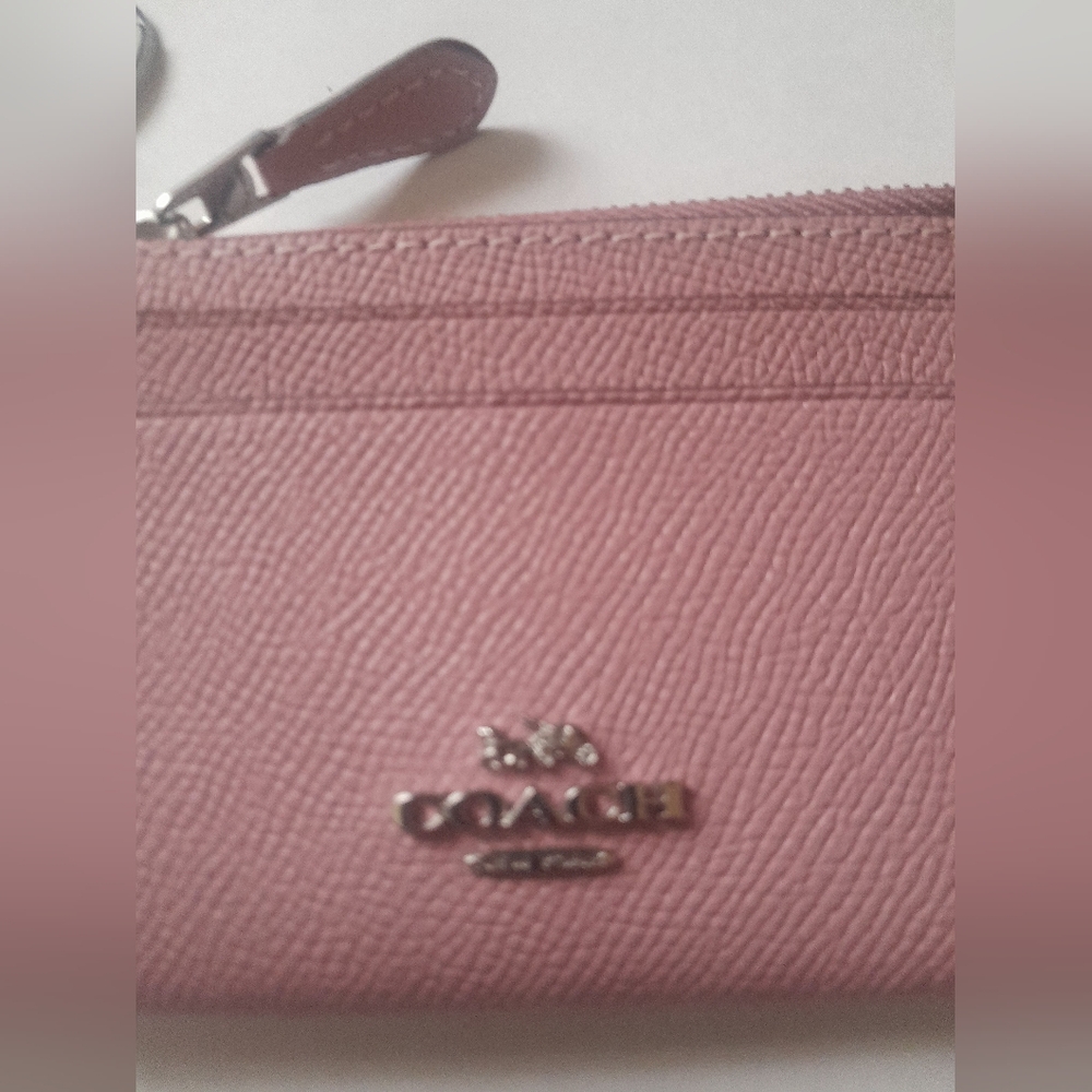 New Coach Leather ID Card Holder With Keyring In Tulip Pink New With Tags 🌸 - Picture 7 of 7